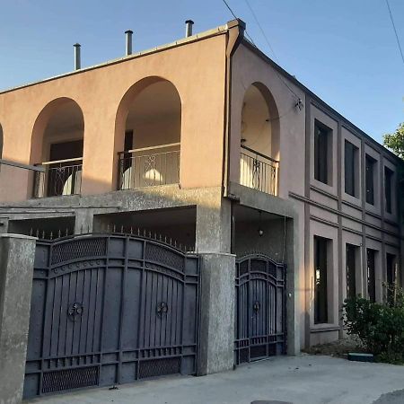 Jorji Bed & Breakfast Gori Exterior foto